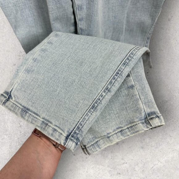 NWT Legoe Heritage Mom Denim Overalls Ice Denim Womens Size 2 Maternity Dungaree - Picture 11 of 16